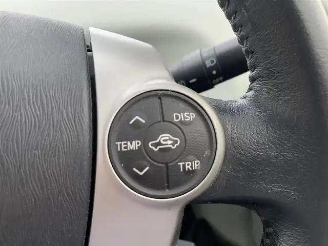 トヨタ プリウス α G 大分県 2012(平24)年 6.5万km ホワイトパールクリスタルシャイン ・社外8インチメモリーナビ(VIE-X003)/・フルセグ/・バックカメラ/・ステアリングスイッチ/・純正ビルトインETC/・ドライブレコーダー/・オートライト/・LEDヘッドライト/・社外シャークフィンアンテナ