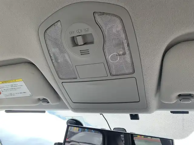 トヨタ プリウス α G 大分県 2012(平24)年 6.5万km ホワイトパールクリスタルシャイン ・社外8インチメモリーナビ(VIE-X003)/・フルセグ/・バックカメラ/・ステアリングスイッチ/・純正ビルトインETC/・ドライブレコーダー/・オートライト/・LEDヘッドライト/・社外シャークフィンアンテナ