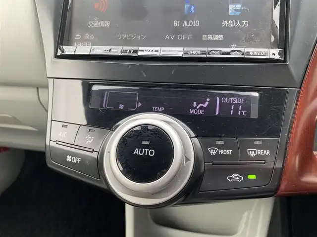 トヨタ プリウス α G 大分県 2012(平24)年 6.5万km ホワイトパールクリスタルシャイン ・社外8インチメモリーナビ(VIE-X003)/・フルセグ/・バックカメラ/・ステアリングスイッチ/・純正ビルトインETC/・ドライブレコーダー/・オートライト/・LEDヘッドライト/・社外シャークフィンアンテナ