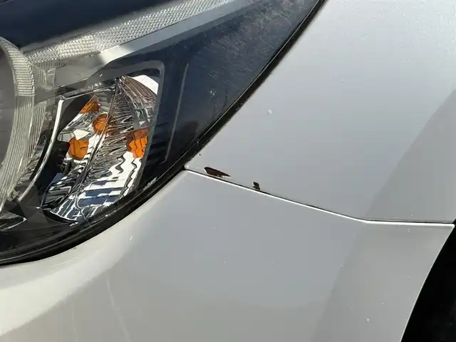 マツダ デミオ XD 岩手県 2014(平26)年 7.6万km スノーフレイクホワイトパールマイカ 禁煙車/ディーゼル/サイドスポイラー/ヘッドアップデュスプレイ/クルーズコントロール/横滑り防止装置/純正ナビ/→フルセグ/Bluetooth/CD/DVD/FM/AM/USB/AUX/ステアリングスイッチ/オートライト/LEDヘッドライト/LEDフォグライト/〇プッシュスタート/〇パドルシフト/〇電動格納ミラー/〇ウィンカーミラー/〇シガーソケット/〇ドアバイザー/〇フロアマット/〇スマートキー/前後ドライブレコーダー/ETC