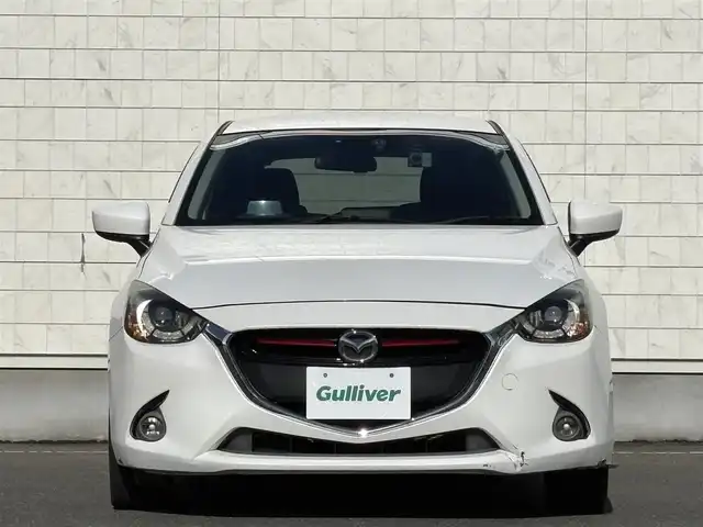 マツダ デミオ XD 岩手県 2014(平26)年 7.6万km スノーフレイクホワイトパールマイカ 禁煙車/ディーゼル/サイドスポイラー/ヘッドアップデュスプレイ/クルーズコントロール/横滑り防止装置/純正ナビ/→フルセグ/Bluetooth/CD/DVD/FM/AM/USB/AUX/ステアリングスイッチ/オートライト/LEDヘッドライト/LEDフォグライト/〇プッシュスタート/〇パドルシフト/〇電動格納ミラー/〇ウィンカーミラー/〇シガーソケット/〇ドアバイザー/〇フロアマット/〇スマートキー/前後ドライブレコーダー/ETC