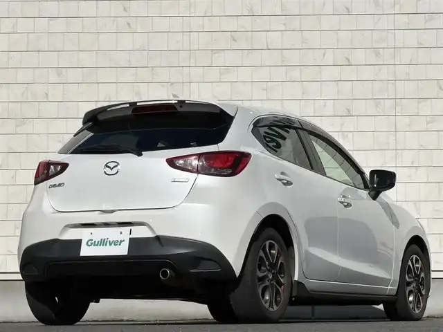 マツダ デミオ XD 岩手県 2014(平26)年 7.6万km スノーフレイクホワイトパールマイカ 禁煙車/ディーゼル/サイドスポイラー/ヘッドアップデュスプレイ/クルーズコントロール/横滑り防止装置/純正ナビ/→フルセグ/Bluetooth/CD/DVD/FM/AM/USB/AUX/ステアリングスイッチ/オートライト/LEDヘッドライト/LEDフォグライト/〇プッシュスタート/〇パドルシフト/〇電動格納ミラー/〇ウィンカーミラー/〇シガーソケット/〇ドアバイザー/〇フロアマット/〇スマートキー/前後ドライブレコーダー/ETC