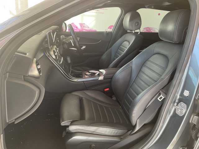 メルセデス・ベンツ Ｃ２２０ｄ ワゴン ローレウスエディション 埼玉県 2019(令1)年 4.2万km ガンＭ 衝突軽減ブレーキ/サンルーフ/Burmesteスピーカー/純正ナビ/全方位カメラ/パワーバックドア/レーダークルーズコントロール/LEDオートライト/革シート/シートヒーター/クーラー/メモリーシート/純正18インチアルミホイール/ブラインドスポットモニター/純正ETC2.0