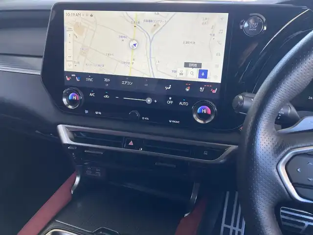 レクサス ＲＸ 350 Fスポーツ 兵庫県 2023(令5)年 2.7万km グラファイトブラックガラスフレーク ワンオーナー/純正ナビ/Bluetooth/FM/AM/パノラミックビューモニター(床下透過映像表示)/ビルトインETC2.0/パノラマルーフ/ルーフレール/デジタルインナーミラー/純正前後ドライブレコーダー/輻射ヒーター/ハンズフリーパワーバックドア/プリクラッシュセーフティ/レーンディパーチャーアラート/レーンチェンジアシスト/F/R クロストラフィックアラート/ブラインドスポットモニター/レーダークルーズコントロール/安心降車アシスト/後方・周辺 車両接近サポート/パーキングサポートブレーキ/リヤカメラディテクション/前後クリアランスソナー/オートマチックハイビーム/ヘッドアップディスプレイ/LEDヘッドライト/フォグランプ/オートライト/ステアリングスイッチ/D/N パワーシート/D/N シートヒーター/D/N エアーシート/ステアリングヒーター/パドルシフト/革巻きステアリング/アイドリングストップ/横滑り防止装置/ISOFIX/純正フロアマット/新車時保証書/取扱説明書