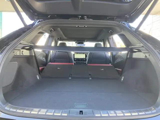 レクサス ＲＸ 350 Fスポーツ 兵庫県 2023(令5)年 2.7万km グラファイトブラックガラスフレーク ワンオーナー/純正ナビ/Bluetooth/FM/AM/パノラミックビューモニター(床下透過映像表示)/ビルトインETC2.0/パノラマルーフ/ルーフレール/デジタルインナーミラー/純正前後ドライブレコーダー/輻射ヒーター/ハンズフリーパワーバックドア/プリクラッシュセーフティ/レーンディパーチャーアラート/レーンチェンジアシスト/F/R クロストラフィックアラート/ブラインドスポットモニター/レーダークルーズコントロール/安心降車アシスト/後方・周辺 車両接近サポート/パーキングサポートブレーキ/リヤカメラディテクション/前後クリアランスソナー/オートマチックハイビーム/ヘッドアップディスプレイ/LEDヘッドライト/フォグランプ/オートライト/ステアリングスイッチ/D/N パワーシート/D/N シートヒーター/D/N エアーシート/ステアリングヒーター/パドルシフト/革巻きステアリング/アイドリングストップ/横滑り防止装置/ISOFIX/純正フロアマット/新車時保証書/取扱説明書