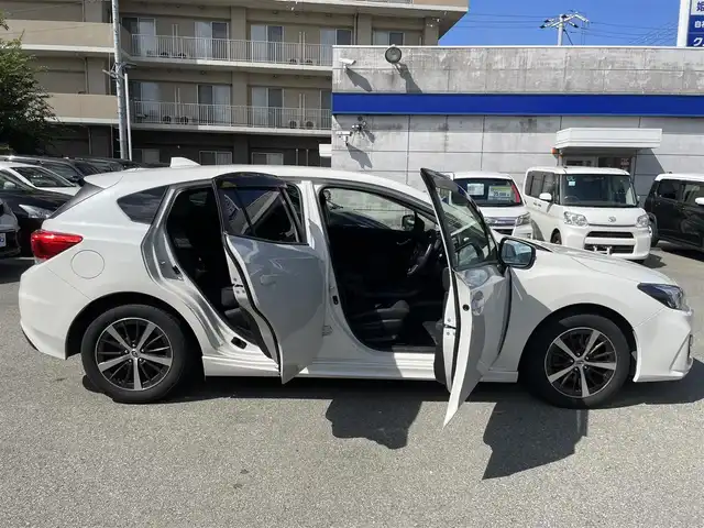 スバル インプレッサ スポーツ 1．6i－LアイサイトSスタイル 兵庫県 2018(平30)年 10.9万km クリスタルホワイトP (株)IDOMが運営する【じしゃロン姫路店】の自社ローン専用車両になります。こちらは現金またはオートローンご利用時の価格です。自社ローンご希望の方は別途その旨お申付け下さい/衝突軽減ブレーキ/レーンキープアシスト/純正ナビ/フルセグ/バックカメラ/Bluetooth/ETC/スマートキー/プッシュスタート/レーダークルーズコントロール