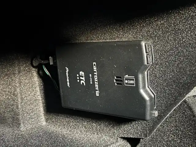 プジョー ３０８ SW アリュール 宮城県 2022(令4)年 3.6万km トゥアナゲブルー 登録時走行距離35980km/純正ナビ/プッシュスタート/スマートキー/ドライブレコーダー/レーンキープ/ステアリングリモコン/追従クルーズコントロール/置くだけ充電/ETC/バックカメラ/パドルシフト/LED/電動格納ミラー/純正アルミホイール