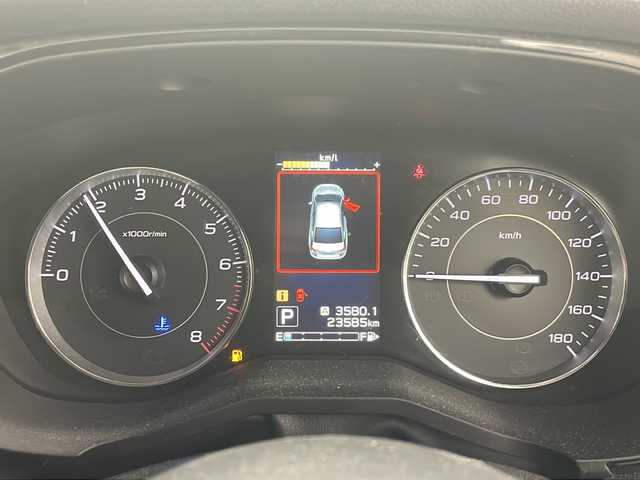 スバル インプレッサ スポーツ 1．6i－Lアイサイト 道央・札幌 2016(平28)年 2.4万km アイスシルバーメタリック ・4WD/・社外オーディオ&USB&AUX/・アイサイト/・レーダークルーズコントロール/・パドルシフト/・衝突軽減ブレーキ/・オートライト/・社外16インチAW