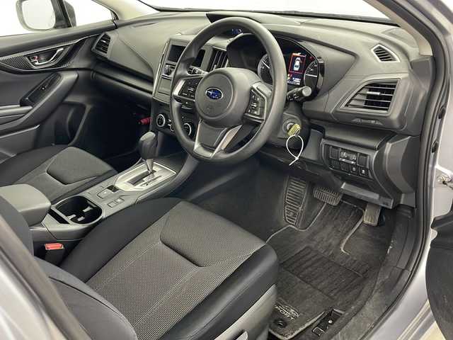 スバル インプレッサ スポーツ 1．6i－Lアイサイト 道央・札幌 2016(平28)年 2.4万km アイスシルバーメタリック ・4WD/・社外オーディオ&USB&AUX/・アイサイト/・レーダークルーズコントロール/・パドルシフト/・衝突軽減ブレーキ/・オートライト/・社外16インチAW