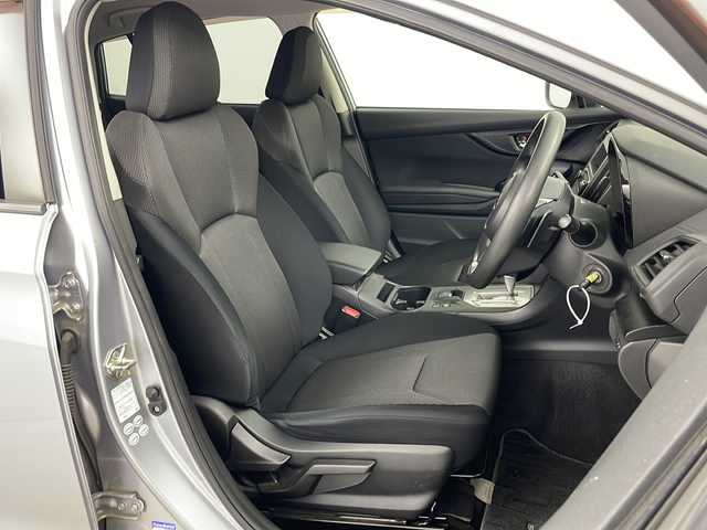 スバル インプレッサ スポーツ 1．6i－Lアイサイト 道央・札幌 2016(平28)年 2.4万km アイスシルバーメタリック ・4WD/・社外オーディオ&USB&AUX/・アイサイト/・レーダークルーズコントロール/・パドルシフト/・衝突軽減ブレーキ/・オートライト/・社外16インチAW