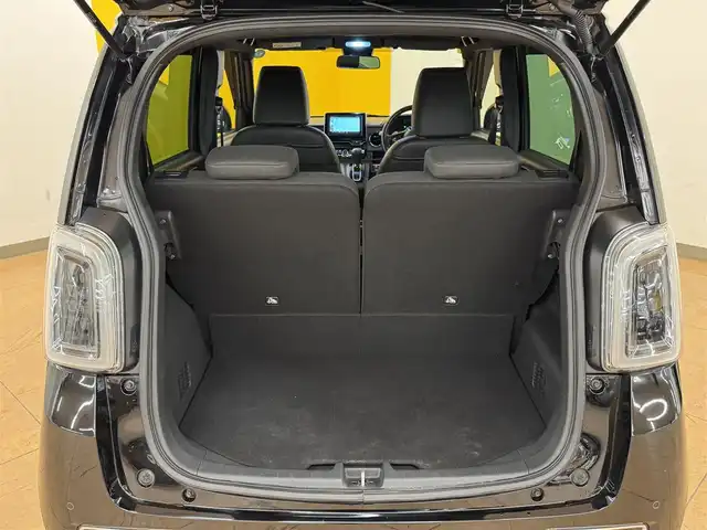 ホンダ Ｎ ＯＮＥ プレミアム 群馬県 2021(令3)年 7.5万km クリスタルブラックパール 安全装備/・衝突軽減ブレーキ/・横滑り防止/・オートライト/・リアコーナーセンサー/・クルーズコントロール/・レーンキープアシスト/社外７インチナビ/・AM/FM/フルセグTV/・Bluetooth/SD/・HDMI/バックカメラ/前席シートヒーター/オートホールド/電動パーキング/純正フロアマット/純正ドアバイザー/純正14インチアルミホイール/プッシュスタート/スマートキー