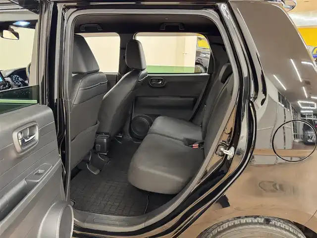 ホンダ Ｎ ＯＮＥ プレミアム 群馬県 2021(令3)年 7.5万km クリスタルブラックパール 安全装備/・衝突軽減ブレーキ/・横滑り防止/・オートライト/・リアコーナーセンサー/・クルーズコントロール/・レーンキープアシスト/社外７インチナビ/・AM/FM/フルセグTV/・Bluetooth/SD/・HDMI/バックカメラ/前席シートヒーター/オートホールド/電動パーキング/純正フロアマット/純正ドアバイザー/純正14インチアルミホイール/プッシュスタート/スマートキー