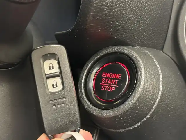 ホンダ Ｎ ＯＮＥ プレミアム 群馬県 2021(令3)年 7.5万km クリスタルブラックパール 安全装備/・衝突軽減ブレーキ/・横滑り防止/・オートライト/・リアコーナーセンサー/・クルーズコントロール/・レーンキープアシスト/社外７インチナビ/・AM/FM/フルセグTV/・Bluetooth/SD/・HDMI/バックカメラ/前席シートヒーター/オートホールド/電動パーキング/純正フロアマット/純正ドアバイザー/純正14インチアルミホイール/プッシュスタート/スマートキー