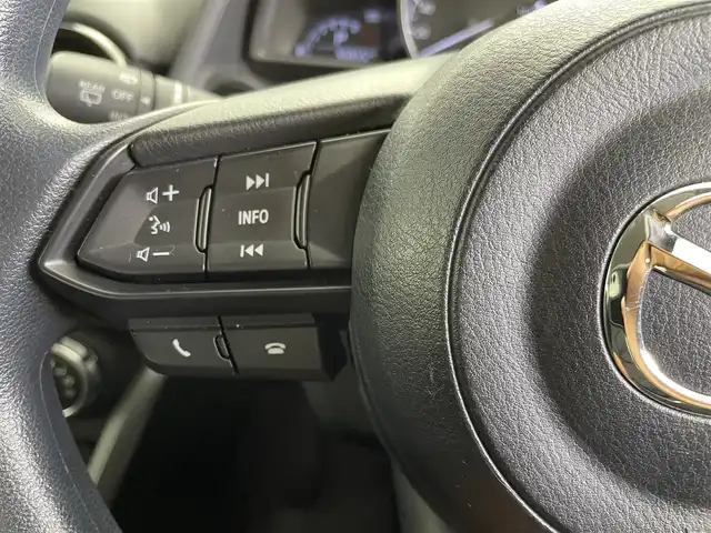 マツダ マツダ２ 15S スマートエディション 群馬県 2021(令3)年 3.1万km ジェットブラックマイカ 純正ナビ　全方位カメラ　衝突軽減システム　アイドリングストップ　レーンアシスト　横滑り防止　障害物センサー　ステアリングスイッチ　スマートキー　プッシュスタート　ドライブレコーダー　禁煙車