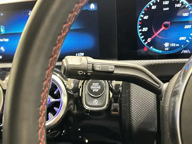 メルセデス・ベンツ ＣＬＡ２００ｄ Sブレーク AMGライン 福岡県 2020(令2)年 1.8万km コスモスブラック パノラミックスライディングルーフ　/レーダーセーフティーＰＫＧ　/アドバンスドＰＫＧ　/ナビゲーションＰＫＧ　/純正ナビ／ＴＶ　/３６０°カメラ　/アンビエントライト　/ＡＣＣ／ＢＳＭ／ＨＵＤ　/純正１８インチＡＷ