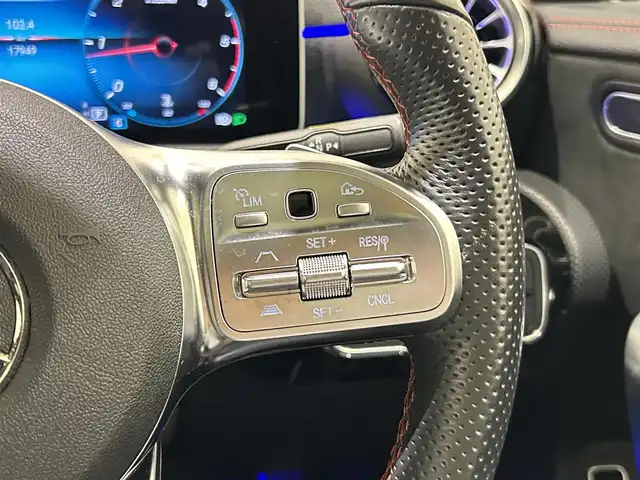 メルセデス・ベンツ ＣＬＡ２００ｄ Sブレーク AMGライン 福岡県 2020(令2)年 1.8万km コスモスブラック パノラミックスライディングルーフ　/レーダーセーフティーＰＫＧ　/アドバンスドＰＫＧ　/ナビゲーションＰＫＧ　/純正ナビ／ＴＶ　/３６０°カメラ　/アンビエントライト　/ＡＣＣ／ＢＳＭ／ＨＵＤ　/純正１８インチＡＷ