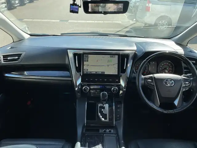 トヨタ ヴェルファイア Z Gエディション 石川県 2018(平30)年 5万km ホワイトパールクリスタルシャイン 純正10型ナビ/フルセグTV/バックカメラ/両側パワースライド/革シート/シートヒーター＆クーラー/パワーバックドア/デジタルミラー/ブラインドスポットモニター/トヨタセーフティセンス/レーダークルーズ/純正アルミホイール/フリップダウンモニター/ビルトインETC/ドライブレコーダー/ハンドルヒーター/パワーシート/オートライト