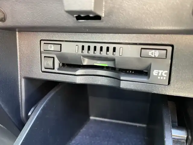 トヨタ ヴェルファイア Z Gエディション 石川県 2018(平30)年 5万km ホワイトパールクリスタルシャイン 純正10型ナビ/フルセグTV/バックカメラ/両側パワースライド/革シート/シートヒーター＆クーラー/パワーバックドア/デジタルミラー/ブラインドスポットモニター/トヨタセーフティセンス/レーダークルーズ/純正アルミホイール/フリップダウンモニター/ビルトインETC/ドライブレコーダー/ハンドルヒーター/パワーシート/オートライト