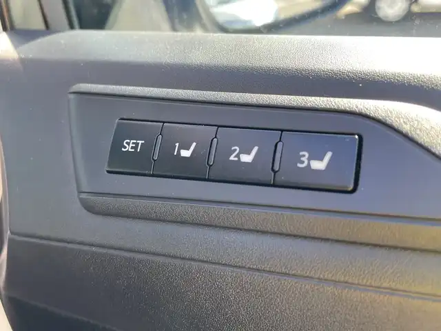 トヨタ ヴェルファイア Z Gエディション 石川県 2018(平30)年 5万km ホワイトパールクリスタルシャイン 純正10型ナビ/フルセグTV/バックカメラ/両側パワースライド/革シート/シートヒーター＆クーラー/パワーバックドア/デジタルミラー/ブラインドスポットモニター/トヨタセーフティセンス/レーダークルーズ/純正アルミホイール/フリップダウンモニター/ビルトインETC/ドライブレコーダー/ハンドルヒーター/パワーシート/オートライト