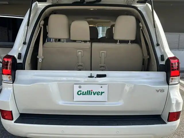 トヨタ ランドクルーザー AX Gセレクション 大阪府 2019(令1)年 2.9万km ホワイトパールクリスタルシャイン ワンオーナー/チルト＆スライド電動ムーンルーフ/ベージュ革シート/パワーシート/シートヒーター/ステアリングヒーター/純正ナビ（NSZT-W68T）/・フルセグTV/BT/AM/FM/バックカメラ/トヨタセーフティーセンス/・プリクラッシュセーフティー/・レーンディパーチャーアラート/・オートマチックハイビーム/・レーダークルーズコントロール/クリアランスソナー＆バックソナー/LEDヘッドライト/純正18インチアルミホイール/ETC2.0/ドライブレコーダー（TZ-D205W）/保証書/取扱説明