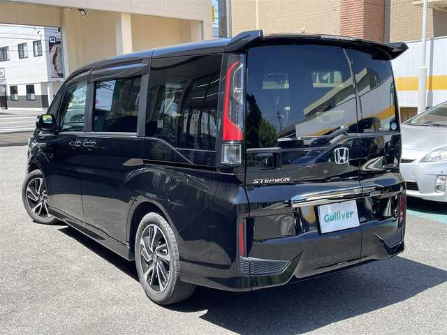 ホンダ ステップワゴン スパーダ クルスピセンシング 静岡県 2018(平30)年 8.6万km プレミアムスパークルブラックパール ワンオーナー/純正10インチナビ/フルセグTV/DVD/CD/BT/SD/MSV/バックカメラ/ハーフレザーシート/両側パワースライドドア/衝突軽減ブレーキ/レーンキープアシスト/レーダークルーズコントロール/ギャザーズ前方ドライブレコーダー/LEDヘッドライト/LEDフォグ/ビルトインETC/パドルシフト/スマートキー×2/保証書/取扱説明書/ナビ取扱説明書/R3/5点検記録簿有