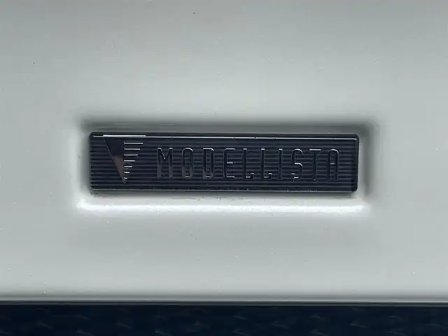 トヨタ ランドクルーザー プラド TX Lパッケージ 千葉県 2023(令5)年 1.2万km ホワイトパールクリスタルシャイン ワンオーナー/サンルーフ/モデリスタエアロ/純正ディスプレイオーディオ/・フルセグTV/・Bluetooth/USB/・AM/FM/プリクラッシュセーフティ/アラウンドビューモニター/レーダークルーズコントロール/ビルトインETC2.0/クリアランソナー/レーンディパーチャーアラート/フロントシートヒーター/フロントベンチレーター/フロントパワーシート/電動格納サードシート/LEDヘッドライト/オートハイビーム/オートライト/ヘッドランプクリーナー/セカンドスタートモード/MT付きAT/ルーフレール/スマートキーx２/プッシュスタート/電動格納ウィンカーミラー/取扱説明書/保証書