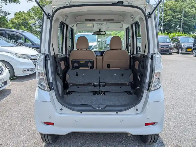 日産 デイズ ルークス HWS X Vセレクション 栃木県 2019(平31)年 8.8万km ホワイトパール (株)IDOMが運営する【じしゃロン宇都宮店】の自社ローン対象車両になります。こちらは現金またはオートローンご利用時の価格です。自社ローンご希望の方は別途その旨お申付け下さい。/両側パワースライドドア/アラウンドビューモニター（映像ミラー&ナビ）/ハーフレザーシート/エマージェンシーブレーキ/LEDヘッドライト/純正フロントドライブレコーダー/純正15インチAW/コーナーセンサー/アイドリングストップ/プッシュスタート/純正マット・バイザー