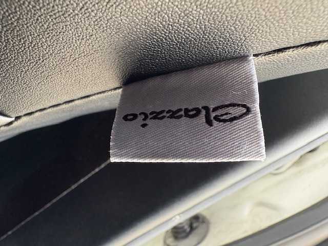 トヨタ プリウス S ツーリングセレクション 大阪府 2014(平26)年 11.9万km ホワイトパールクリスタルシャイン 社外ナビ(BT/CD/DVD/SD/フルセグ)/横滑り防止装置/盗難防止装置/オートライト/純正アルミホイール/純正フロアマット/ETC/プッシュスタートボタン/スペアキー×1/HIDヘッドライト