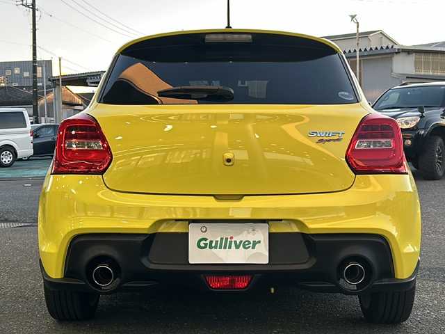 スズキ スイフト スポーツ セーフティPKG 愛知県 2019(平31)年 4.4万km チャンピオンイエロー 禁煙車/Carrozzeria社外ナビ/　AM/FM/HDMI/DISC/BT/USB/フルセグTV/HKSマフラー/純正フルエアロ/前後ドライブレコーダー/バック・全方位カメラ/レーンキープアシスト/追従機能付きクルーズコントロール/衝突被害軽減システム/横滑り防止装置/USB入力端子/ETC/オートライト/HIDヘッドライト/フォグランプ/純正フロアマット/純正17インチAW/純正ドアバイザー/W＋サイドエアバッグ/保証書/取説
