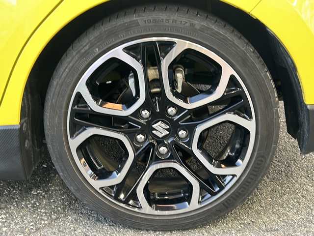 スズキ スイフト スポーツ セーフティPKG 愛知県 2019(平31)年 4.4万km チャンピオンイエロー 禁煙車/Carrozzeria社外ナビ/　AM/FM/HDMI/DISC/BT/USB/フルセグTV/HKSマフラー/純正フルエアロ/前後ドライブレコーダー/バック・全方位カメラ/レーンキープアシスト/追従機能付きクルーズコントロール/衝突被害軽減システム/横滑り防止装置/USB入力端子/ETC/オートライト/HIDヘッドライト/フォグランプ/純正フロアマット/純正17インチAW/純正ドアバイザー/W＋サイドエアバッグ/保証書/取説