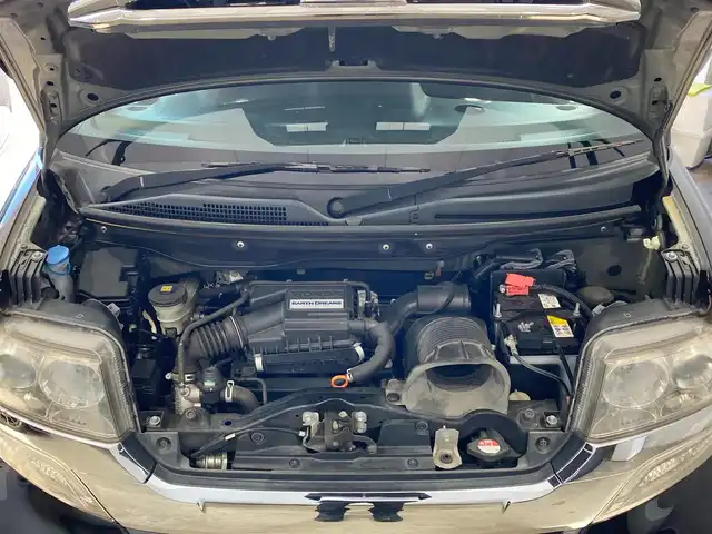 ホンダ Ｎ ＢＯＸ G ターボ Lパッケージ 岐阜県 2016(平28)年 5.1万km クリスタルブラックパール 純正ディスプレイオーディオ(WX-171CP)/ワンセグTV/Bluetooth/CD/両側パワースライドドア/バックカメラ/クルーズコントロール/横滑り防止装置/革巻きステアリング/ステアリングスイッチ/ハーフレザーシート/チップアップシート/ベンチシート/純正15インチAW/純正フロアマット/ビルトインETC/オートライト/HIDヘッドライト/フロントフォグランプ/双方向リモコンエンジンスターター/ビルトインETC/スマートキー×２