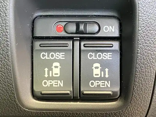 ホンダ Ｎ ＢＯＸ G ターボ Lパッケージ 岐阜県 2016(平28)年 5.1万km クリスタルブラックパール 純正ディスプレイオーディオ(WX-171CP)/ワンセグTV/Bluetooth/CD/両側パワースライドドア/バックカメラ/クルーズコントロール/横滑り防止装置/革巻きステアリング/ステアリングスイッチ/ハーフレザーシート/チップアップシート/ベンチシート/純正15インチAW/純正フロアマット/ビルトインETC/オートライト/HIDヘッドライト/フロントフォグランプ/双方向リモコンエンジンスターター/ビルトインETC/スマートキー×２