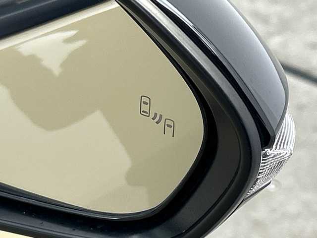 トヨタ ヤリスクロス ハイブリッド Z 三重県 2021(令3)年 4万km ブラックマイカ/ベージュ 2トーン /禁煙車//純正ナビ/・USB・BT・AppleCarPlay・AndroidAuto//ToyotaSaftySense//レーダークルーズコントロール//バックモニター//ブラインドスポットモニター//プリクラッシュセーフティ//レーントレーシングアシスト//ドライブレコーダー//ビルトインETC//シートヒーター//オートハイビーム//純正18インチAW//LEDヘッドライト