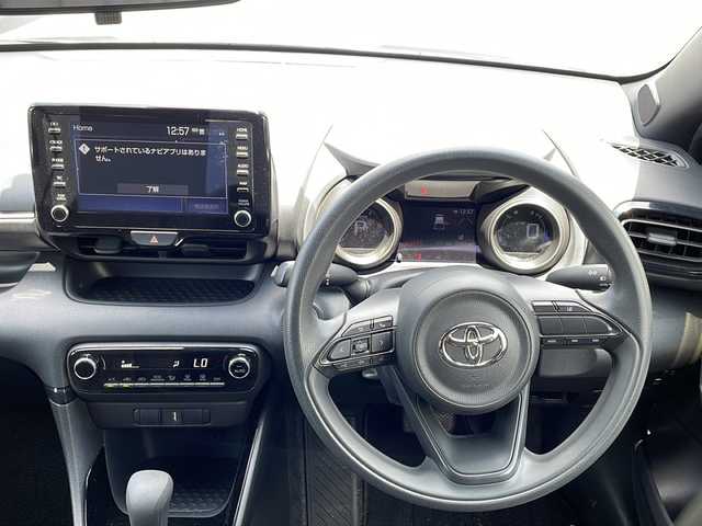 トヨタ ヤリス G 長野県 2020(令2)年 1.2万km ホワイトパールクリスタルシャイン ディスプレイオーディオ/（AM/FM/Bluetooth）/ドライブレコーダー/サマータイヤ積み込み/スマートキー/アイドリングストップ/電動格納ミラー/プッシュスタート