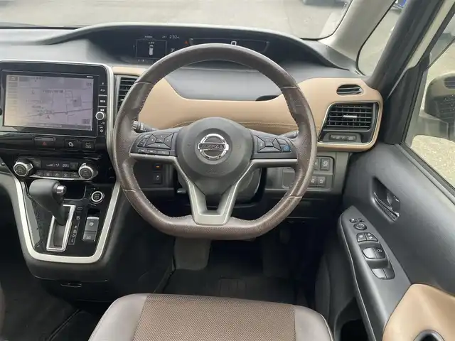 日産 セレナ ハイウェイスター Vセレクション 神奈川県 2018(平30)年 6.6万km ブリリアントホワイトパール 2トーン