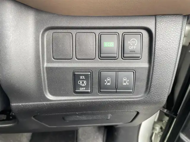 日産 セレナ ハイウェイスター Vセレクション 神奈川県 2018(平30)年 6.6万km ブリリアントホワイトパール 2トーン