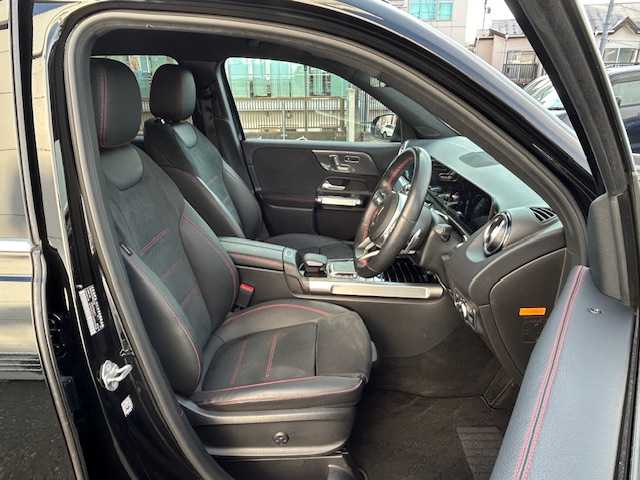 メルセデス・ベンツ ＧＬＢ２００ｄ AMGライン 東京都 2021(令3)年 3.6万km コスモスブラック ワンオーナー/レーダセーフティパッケージ/・アクティブディスタンスアシストディストロニック/・アクティブブレーキアシスト/・緊急回避補助システム/・渋滞時緊急ブレーキ機能/・アクティブブラインドスポットアシスト/・アクティブレーンキープアシスト/ヘッドアップディスプレイ/アドバンスドサウンドシステム/全方位カメラ/LEDヘッドランプ/アダプティブハイビームアシストプラス/純正19インチAW/パワーシート/ドライブレコーダー（前後）/保証書/取扱説明書/スペアキー有り（1本）/R4、5、6、7記録簿あり