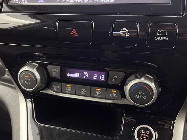 日産 セレナ ハイウェイスターVセレクションⅡ 愛知県 2019(平31)年 2.4万km ブリリアントホワイトパール  純正9インチナビ　/ プロパイロット/ CD DVD Blu-ray / フルセグTV Bluetooth USB SD FM AM / ハンズフリー両側パワースライドドア/ インテリジェントアラウンドビューモニター/ インテリジェントエマージェンシーブレーキシステム/ アダプティブクルーズコントロール/ アドバンスドライブアシストディスプレイ / ビルトインETC/ 前方ドライブレコーダー/ LEDオートヘッドライト/ オートハイビームシステム/ 純正フォグランプ/ 前後コーナーセンサー/ インテリジェントルームミラー/ 踏み間違い衝突防止アシスト/ 標識検知機能/ 車線逸脱防止支援システム / 電動パーキングブレーキ/ 純正フロアマット/ スーパーUVカット断熱ガラス/ 電動格納ウインカーミラー/ セカンドシートロールサンシェード/ ISOFIX/ 保証書/ 取扱説明書/ スマートキー/ スペアキー/ カードキー