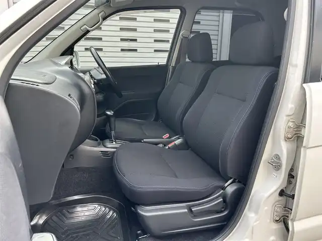 ダイハツ テリオス キッド カスタムL 道東・釧路十勝 2007(平19)年 6.8万km ホワイト 4WD/純正オーディオ/（CD・ラジオ）/社外AW付冬タイヤ/純正AW付夏タイヤ積込/フォグランプ/リモコンキー/純正サンバイザー/電動格納ミラー/社外フロアマット