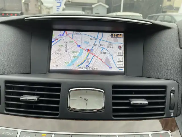 日産 フーガ 250GT 愛知県 2015(平27)年 10.2万km スーパーブラック (株)IDOMが運営する【じしゃロン名古屋鳴海店】の自社ローン専用車両になりますこちらは現金またはオートローンご利用時の価格です。自社ローンご希望の方は別途その旨お申付け下さい/プッシュスタート/前席パワーシート/ハーフレザーシート/純正ナビ・ワンセグTV/バックカメラ/ビルトインETC