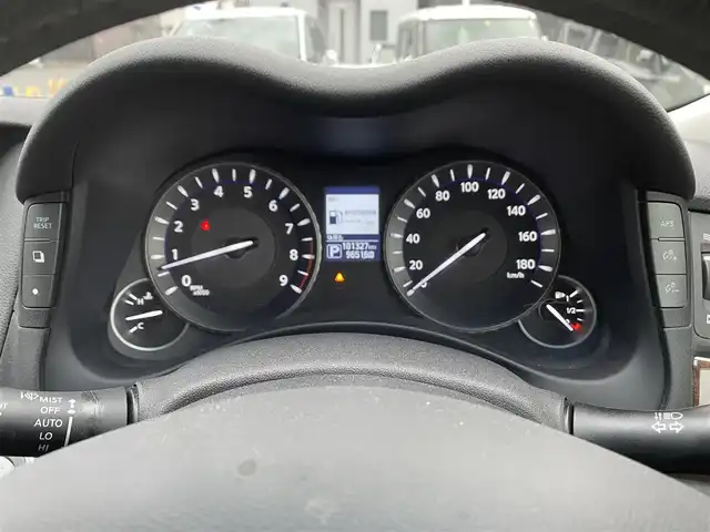 日産 フーガ 250GT 愛知県 2015(平27)年 10.2万km スーパーブラック (株)IDOMが運営する【じしゃロン名古屋鳴海店】の自社ローン専用車両になりますこちらは現金またはオートローンご利用時の価格です。自社ローンご希望の方は別途その旨お申付け下さい/プッシュスタート/前席パワーシート/ハーフレザーシート/純正ナビ・ワンセグTV/バックカメラ/ビルトインETC