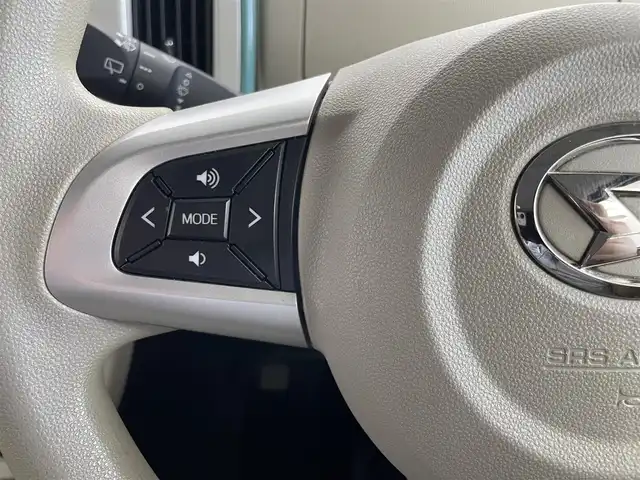 ダイハツ ムーヴ キャンバス G メイクアップ リミテッド　SAⅢ 埼玉県 2018(平30)年 2.6万km シャイニングホワイトパール/ファインミントメタリック 社外ナビ（7インチ）/→Bluetooth、CD、DVD、SD、USB、ipod、AUX、TV、AM、FM/両側パワースライドドア/ビルトインETC/LEDヘッドライト/オートハイビーム/コーナーセンサー（リアのみ）/スマートアシスト/先行車発進お知らせ機能/衝突回避支援ブレーキ機能/衝突警報機能/ブレーキ制御付誤発進抑制機能（前方・後方）/車線逸脱警報機能/路側逸脱警報機能/ふらつき警報