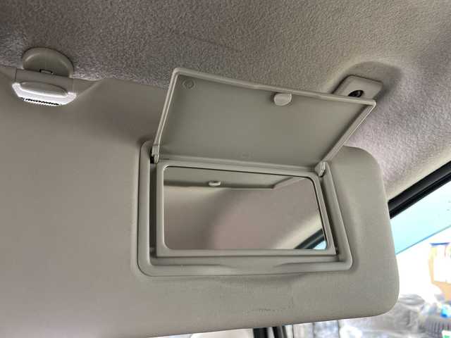 日産 ノート ライダー 道央・札幌 2013(平25)年 7.4万km ブリリアントホワイトパール ・4WD/・純正ディーラーナビ  /・BT/DVD/CD/SD/AUX/フルセグTV/・バックカメラ/・純正エンジンスターター/・LEDヘッドライト/・スマートキー×2/・電動格納ミラー/・ETC/・盗難防止装置/・LEDヘッドライト