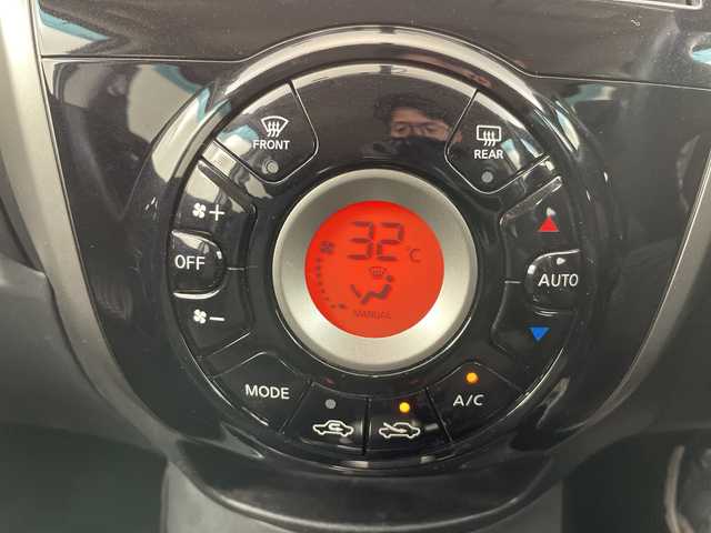 日産 ノート ライダー 道央・札幌 2013(平25)年 7.4万km ブリリアントホワイトパール ・4WD/・純正ディーラーナビ  /・BT/DVD/CD/SD/AUX/フルセグTV/・バックカメラ/・純正エンジンスターター/・LEDヘッドライト/・スマートキー×2/・電動格納ミラー/・ETC/・盗難防止装置/・LEDヘッドライト