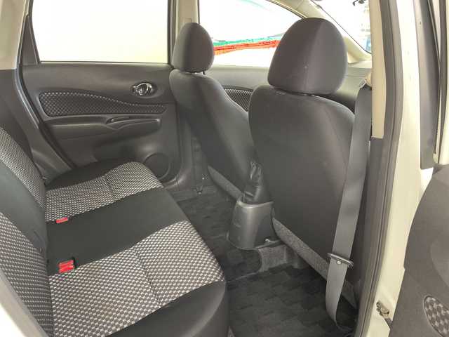 日産 ノート ライダー 道央・札幌 2013(平25)年 7.4万km ブリリアントホワイトパール ・4WD/・純正ディーラーナビ  /・BT/DVD/CD/SD/AUX/フルセグTV/・バックカメラ/・純正エンジンスターター/・LEDヘッドライト/・スマートキー×2/・電動格納ミラー/・ETC/・盗難防止装置/・LEDヘッドライト