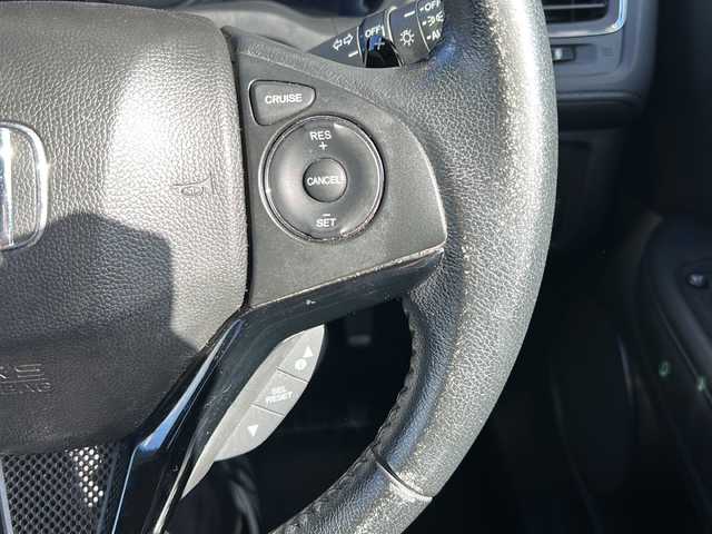 ホンダ ヴェゼル ハイブリッド X 静岡県 2014(平26)年 9.5万km ルーセブラックM 純正メモリナビ/・CD/・DVD/・フルセグＴＶ/・Bluetooth/・USB/・AM/・FM/主要装備/・衝突軽減/・レーンキープ/・クルコン/・バックカメラ/・ETC/・ドラレコ前後/・パドルシフト/・ステリモ/・LEDヘッドライト/・オートライト/・オートハイビーム/・フォグランプ/・純正フロアマット/・純正アルミホイール/・電動パーキングブレーキ/・オートホールド