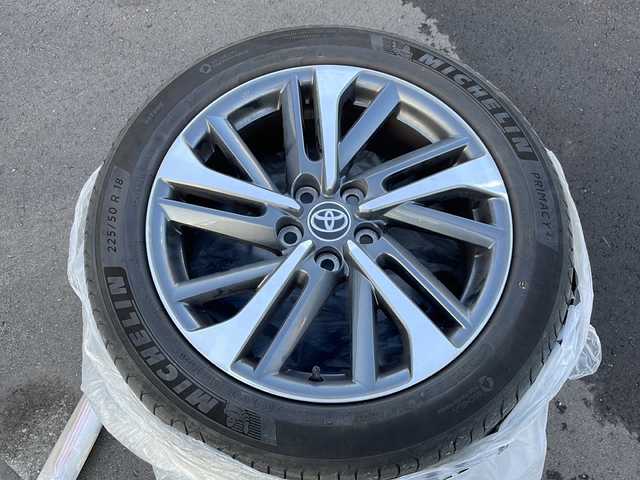 トヨタ カローラ クロス ハイブリッド Z 道北・旭川 2023(令5)年 2.3万km アティチュードブラックマイカ/プラチナホワイトパールマイカ /ワンオーナー　//４ＷＤ　//禁煙車　//寒冷地仕様　//10.5インチディスプレイオーディオPlus　//純正ナビ・フルセグ・ＢＴ//純正ドライブレコーダー（前後）//ハーフレザーシート//Ｄ席パワーシート//前席シートヒーター//全方位カメラ//トヨタチームメイト//パワーバックドア//ハンズフリーバックドア//社外１６インチアルミ冬タイヤ//純正１８インチアルミ夏積込（7分）//純正エンジンスターター//トヨタセーフティセンス//レーンデパーチャーアラート//ブラインドスポットモニター//プリクラッシュセーフティ//プロアクティブドライビングアシスト//リアクロストラフィックアラート//パーキングサポートブレーキ//リヤカメラディテクション//ロードサインアシスト//先行車発進お知らせ//レーダークルーズコントロール//オートマチックハイビーム//安心降車アシスト//ブレーキホールド//ステアリングヒーター//ＬＥＤヘッドライト//フォグライト・リアフォグライト//オートライト・オートワイパー//クリアランスソナー//ビルトインＥＴＣ2.0//社外ゴムマット//保証書・取説