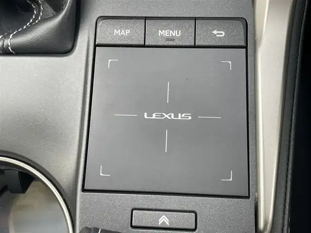 レクサス ＮＸ 300 スパイス&シック 東京都 2021(令3)年 2.5万km ソニッククォーツ ワンオーナー/Lexus Safety System +/・レーダークルーズコントロール/・AHS(アダプティブハイビームシステム）/・AHB(オートマチックハイビーム)/・PCS（プリクラッシュセーフティ）/・LTA（レーントレーシングアシスト）/・LDA（レーンディパーチャーアラート）/・PDA（プロアクティブドライビングアシスト）/・RSA (ロードサインアシスト)/LEXUS純正10.3インチナビ/・Bluetooth接続/・フルセグTV/パノラミックビューモニター/ガラスルーフ（パノラマルーフ）/アイドリングストップ/前後ドライブレコーダー（DC-DR652）/運転席シートメモリー機能/D/N席パワーシート/D/N席シートヒーター・エアシート/ステアリングヒーター/ETC2.0/純正フロアマット/純正18インチアルミホイール/スマートキー/スペアキー/保証書/取扱説明書
