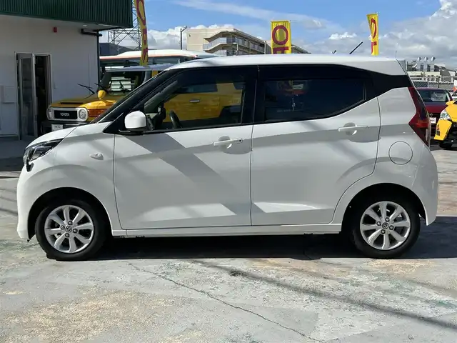 日産 デイズ X 京都府 2019(令1)年 2.2万km ホワイトパール  ワンオーナー/ 純正メモリナビ/　・フルセグTV/　・BTオーディオ/　・CD再生/　・バックカメラ/ エマージェンシーブレーキ/ 車線逸脱警報装置/ ソナーF/R/ ETC/ 純正フロアマット/ 電動格納ミラー/ ステアリグリモコン/ ドライブレコーダー