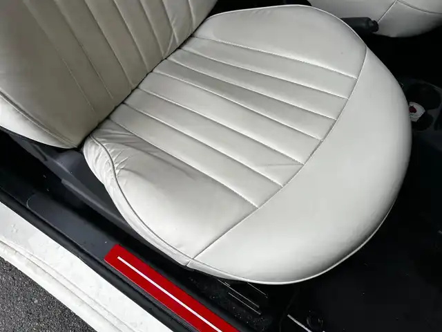 フィアット ５００ スーパーポップ コッチネッラ 富山県 2017(平29)年 7.2万km ボサノバホワイト 社外SDナビ/AM/FMラジオ/フルセグTV/DVD再生/アイドリングストップ/セミオートマ/マニュアルAC/ETC/本革巻きステアリング/ダブル＆サイドエアバッグ/盗難防止装置/火災防止装置